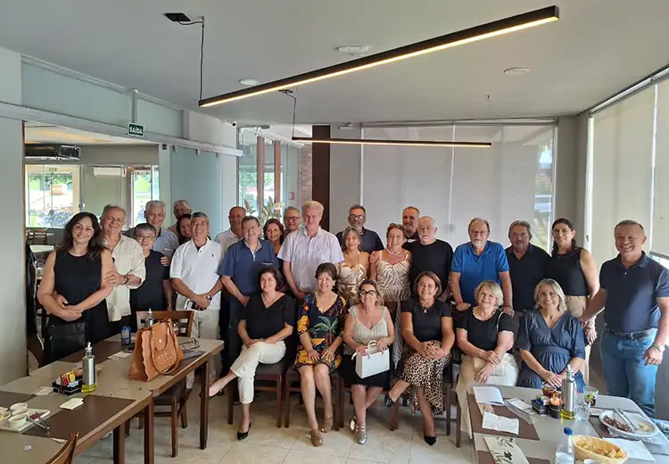   Encontro da AAPS em Lins fortalece união entre associados  